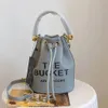 Tasarımcı Çanta Kova Çantası Akşam Çantaları Omuz Çantaları Kadın Omuz Çanak Çantaları Tote Çanta Tasarımcı Moda Ünlü Cross Vücut Toptan Kabartma Drawstring 4445