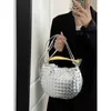 Original Bottegs Venetas SD Jodie Bag Tangzhu Niche Design Woven Bag Womens Sardine 2024 New Fashion Handbag Populära mångsidiga Messenger