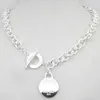 Designer hänge halsband 2024 mode smycken designer hänge halsband klassiska design kvinnor silver halsband kedja nyckel hjärta kärlek ägg y9kv