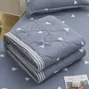 Comforters Set Daisy Print Spring Summer Quilt Queen Mechanical Wash Bekväm med en enda dubbel filt täcken för barn vuxna YQ240313