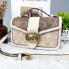 Designertassen zijn 90% goedkoper Hong Kong Niche Dign Handtas Dames 2024 High-end Vintage Schoudertas Crossbody Klein