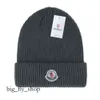 2024 Monclair Cap Mens Designer Bucket Hats New Fashion Women Ladies Warm Winter Beanie Large Faux Fur Pom Poms Bobble Hat Outdoor Y11 234