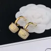 デザイナーmiuimiui earrings miao familys新しい24歳のバッグスタイルイヤリング