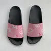Diseñador Hombres Mujeres Sandalias con bolsa de polvo correcta Zapatos estampados zapatillas de playa de verano unisex de goma Zapatilla plana ancha tamaño 35-45