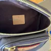 Designerskie torby w talii 23SS Mini Bombag Ladies Luksusowa torba na pasek Crossbody Męs