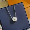 S925 Silver Luxury V Brand Sailormoon Clover Necklace Designer Jewelry for Women har Moissanite Link Chain Choker Diamond Shine Crystal Pendant Halsband