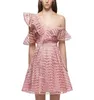 SOMMER SELF PORTRAIT RUNWAY HOLLOW OUT LACE DRESS KVINNOR SEXY RUFFLES EN AUDOLD VNECK MINI CASIAL DLESS2635687