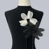 Brooches 2pcs Women Elegant Mesh Flower Pins With Metal Buckle Fashion Cloths Fabric Collar Female Clothing Accessories