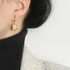 Серьги-гвоздики Минималистичные корейские серьги с пресноводным жемчугом с серебряной иглой S925/ECO латунь 18-каратного золота, наполненные ювелирными изделиями для женщин ГИАЦИНТ
