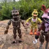 アクションおもちゃの数字14cm fnaf luminous bonnie bear foxy chicago freddy movableは、アニメーション文字をPVCアクションキャラクターモデルQ240313に追加します