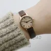 Relojes de pulsera Relojes simples para mujer Reloj de cuero de diseño de lujo Reloj de pulsera de cuarzo para mujer Reloj de esfera redonda pequeña para mujer