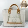 Designer Bags Classic Flower Beach Chain Tote Bag Luxury Large Capacity High Bag Luxury And Fashionable Knitting Celebrity Party Versatile Christmas Handbags Bag