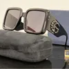 Lunettes de soleil Designer pour femmes Luxe Hommes Goggle Lettre Lunettes Cadre Vintage Métal Lunettes de soleil Nice