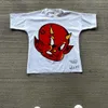 Little Devil Graffiti Hip-Hop Printed Street T-shirt dla mężczyzn i kobiet Summer Retro Y2K luźne okrągłe szyi top 240312