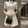 24SS 캐주얼 드레스 여성의 여름 패션을위한 주름진 드레스 달콤한 짧은 슬리브 드레스 우아한 슬림 핏 드레스