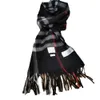 Inverno 100% Cashmere Designer Scarf di alta qualità morbido di alta qualità da uomo SCARPE SCARPE SCARPE CLASSE CLASSE IMITAZIONE PER CADIO PER PLAID 5 COLORENVEVY0D