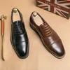 est italienische Oxford-Herren-Designer-Schuhe für Herren, luxuriöse Leder-Hochzeitsschuhe, spitze Zehen-Kleiderschuhe, klassisch, Übergröße 38–48, 240328