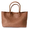 Luxury Bottegs Venets Tote Bag Style Woven Womens 2024 New Versatile Large Capacity Handheld Commuting Shoulder with Original 1:1 Logo