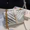 Elegante bolso de noche de diseñador Sobre de sarga de caviar Cadena pequeño bolso cuadrado Un hombro bandolera bolso casual Cartera bolso cosmético bolso de embrague