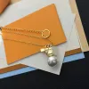 İnci Charm Zincir Kolye Lüks Marka Tasarımcısı 18K Altın Gümüş Kaplama Paslanmaz Çelik Kolye Chokers Zarif Kadın Kız Moda Jewerlry Düğün Parti Hediyeleri