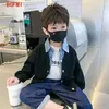 Tシャツの子供用子供服の男の子のコート春秋のジャケットデニムカラーパッチワークトップフェイク2シャツキッズアウター2-9 Y LDD240314