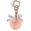 Portachiavi Lettera Fascino Opzionale Fluffy Real Big Lock Portachiavi a catena Palla Pom Bow-knot Portachiavi Borsa da donna Ornamento Emo Giocattoli Regali