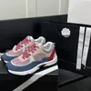 2024 Nouveaux chaussures de course de concepteur Brand Channel Sneakers pour femmes chaussures décontractées à lacets