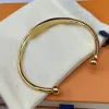 Luxury Open Carved Clover Letter Bangle Bracelet Armband Design Women Gold Silver Plated Stainless Steel Wristband Cuff Pulsera Jewelry Accessories Wholesale