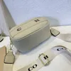 Bolsos elegantes de los mejores diseñadores Nuevo estilo Wtern Correa ancha para el hombro Bolso bandolera único Textura Cámara de moda Moderno Cuadrado pequeño