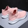 2024 Mannen 436 Schoenen Wandelen Vrouwen Zomer Ademend Mesh Zwart Licht Slijtvast Slip-on Schoenen Platte Netto sneakers Canvas 746