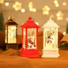 Oggetti decorativi Figurine Decorazioni natalizie Lampade a olio portatili illuminate Decorazioni per anziani a LED Feste di Natale Riunioni per bambini Piccoli regali T