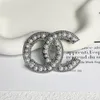 Fashion Luxury Zircon Pearl Broche Classic High Reconhecimento Designer Broche 18K Material de Brass de Brass de Natal do Dia dos Namorados do Dia do Weddinggifts YY