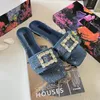 Pantofole firmate Moda Strass Denim Flats Pantofola Pigro Infradito con tacco basso Lettere in pelle Lady Cartoon Slides Donna Summer Beach Sandali piatti