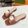 Vrouwen comfortabele platte sandalen ontwerper zomer elegante gesp slippers mode buiten strandschoenen