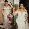 2024 Abito da sposa a sirena di lusso per la sposa Abiti da sposa con spalle scoperte Perle in rilievo Pizzo Illusione Nappa Abiti da sposa per Nigeria africana Donne nere Ragazze NW144