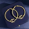 여성 유행 도금 금 보석 레이디스 편지를위한 디자이너 귀걸이 달링 귀걸이 디자이너 후프 트렌디 한 기하학적 큰 둥근 귀걸이 매력 ZH168 E4