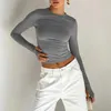 Kadın Tişörtleri Combhasaki Vintage Y2K Retro Slim Fit Crop Teps Uzun Kollu Mürettebat Boyun Boyun Düz Renk Temel Tasarruf Tişörtleri Başparmak Delikleri