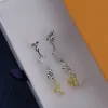 Wholesale Luxury Clover Crystal 18K Gold Silver Plated Ear Stud Earring Designers Women Rhinestone Ear Drop Fashion Wedding Party Fashion Jewerlry Accessories