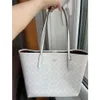 Storefront 2024 nouveau Internet célébrité mode polyvalent ville sac fourre-tout poche banlieue sortant Premium femmes Instagram grand