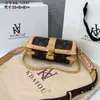 حقيبة التصميم الفاخرة الترويج Baobao Womens 2024 New Fashion Diagonal Straddle الكتف وسادة صغيرة بابل زهرة القلم حامل