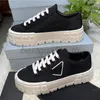 Designer Women Sneakers Gabardine Nylon Casual Shoes Wheel Trainers Canvas Shoe Fashion Platform Solid Heighten Shoes