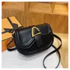 Shoulder Bags Women's Korean Edition Fashionable One Bag Chain Small Crossbody Female Spring Autumn PU Leather Casual
