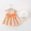 Vêtements d'été bébé fille robes de plage mode décontractée imprimer mignon arc fleur robe de princesse avec chapeau de soleil né ensemble de vêtements 240307