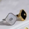 Anello di trifoglio di design Anelli di fascino di quadrifoglio vintage 678 Indietro Madreperla Argento sterling Designer di gioielli in oro per le donne Regalo di gioielli di nozze SWUM