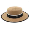 Bérets Femmes Summer Beach Sun Cap 2024 Marque Flat Top Chapeau de paille Hommes Boater Chapeaux Os Feminino