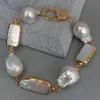 Yygem Natural Nucleated Flameball Baroque Pearl Odlat vit rektangel Pearl Wrap Armband CZ Pave Lobster Clasp 240305