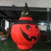 Bezpłatne zajęcia na zewnątrz reklamowe 8 mh (26 stóp) z dmuchawą Halloween nadmuchiwany balon dyni z czarnym kapeluszem do dekoracji