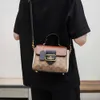 Stylowe torebki z najlepszych projektantów High End torebka dla kobiet w nowej francuskiej niszowej modzie Dign Jeden ramię wszechstronna torba crossbody