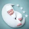 Baby Posing Kissen geboren Pografie Requisiten niedliche Mütze bunte Bohnen Mond Sterne Po Shooting Set für Säuglingsgeschenke 240313