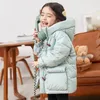 ダウンコート2024子供用ジャケットガールミッドレングスのフード付きフード付き濃厚コート冬の服